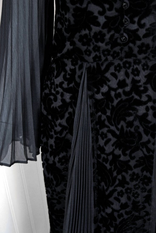 Women's 1970's Thea Porter Couture Black Cut-Velvet & Pleated Chiffon Bell-Sleeve Dress