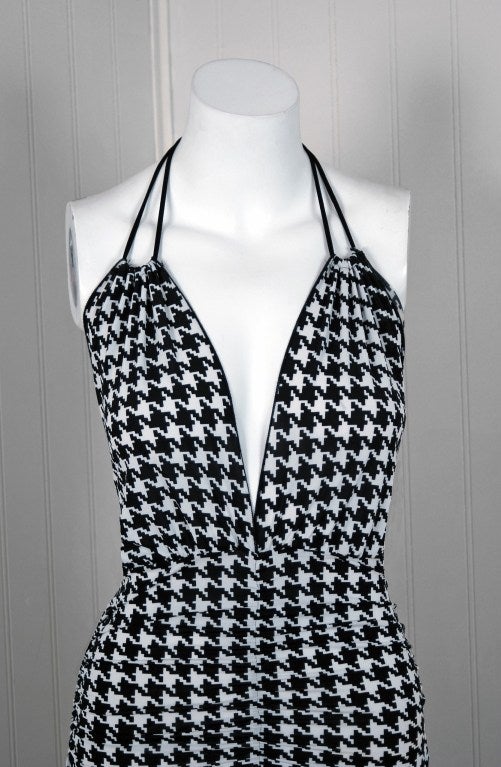 Women's 1990's Gianni Versace Couture Houndstooth-Print Plunge Dress