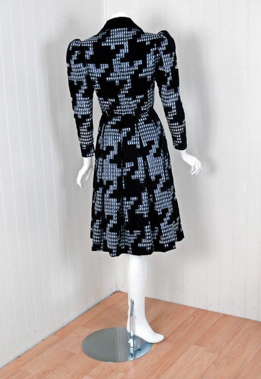 Vintage 1978 Givenchy Haute-Couture Gingham Print Silk Princess Coat Dress In Good Condition In Beverly Hills, CA