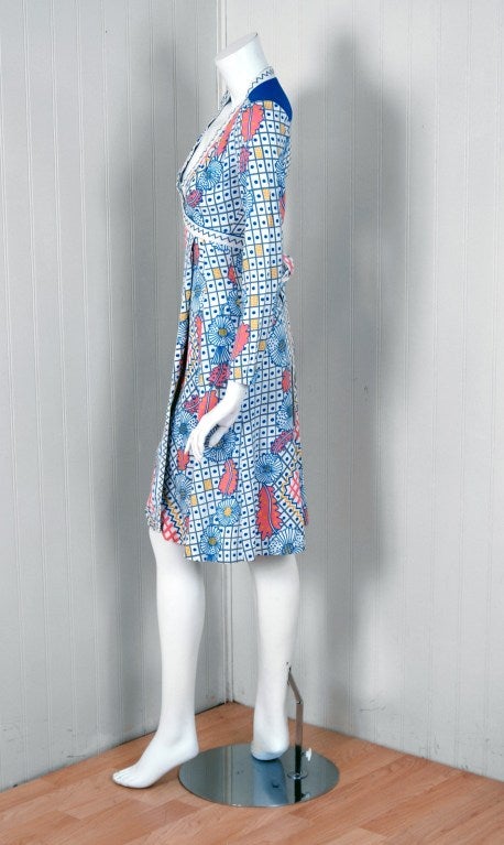 1970s wrap dress