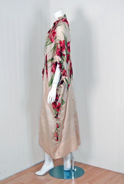 Women's 1910's Edwardian Floral-Garden Silk Angel-Sleeve Boudoir Caftan Jacket