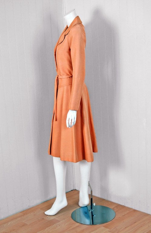 1972 Christian Dior Haute-Couture Peach Silk Belted Princess Coat Jacket In Excellent Condition In Beverly Hills, CA