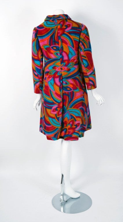 1960's Bill Blass Psychedelic Op-Art Print Wool Double-Breasted Mod Coat & Skirt Ensemble 2