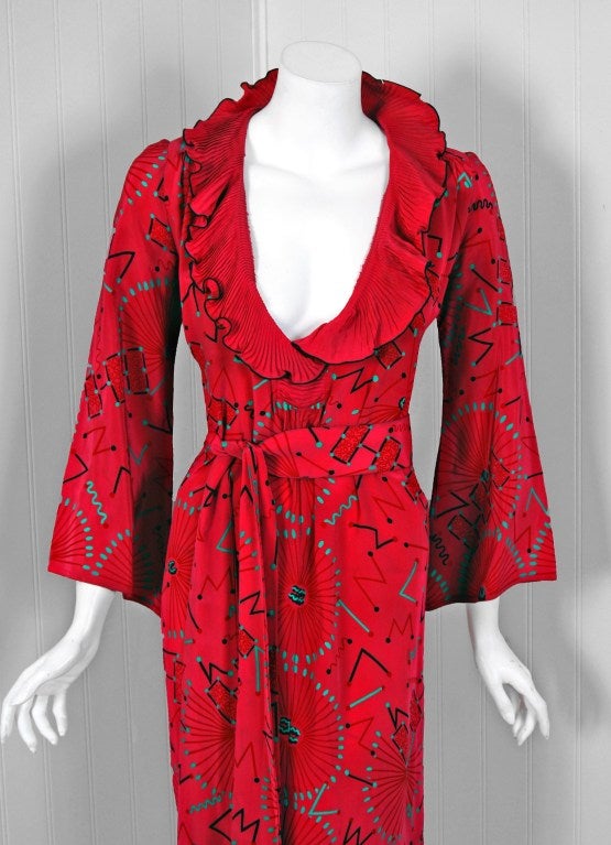 Red 1976 Zandra Rhodes Mexican Turnaround Crepe Print Low-Plunge Belted Dress