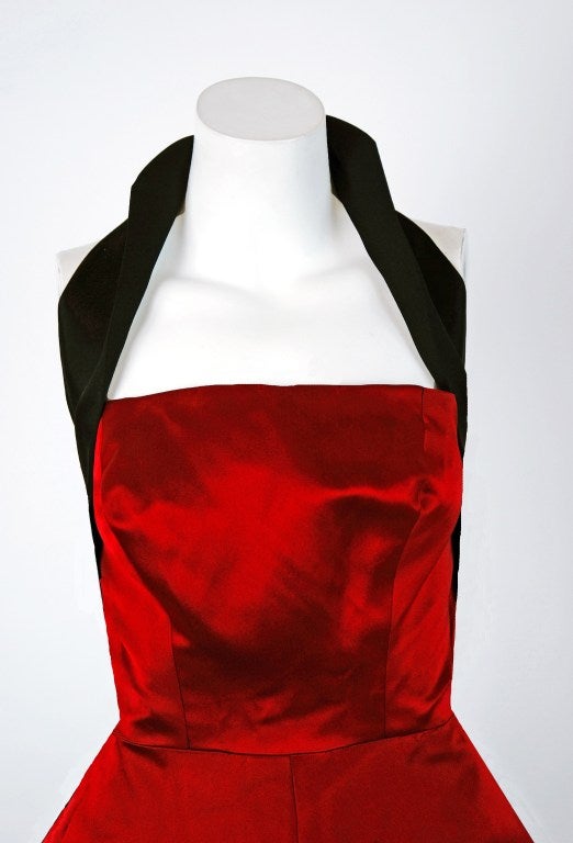 1950's Sorelle Fontana Couture Ruby-Red & Black Satin Halter Party Dress In Excellent Condition In Beverly Hills, CA
