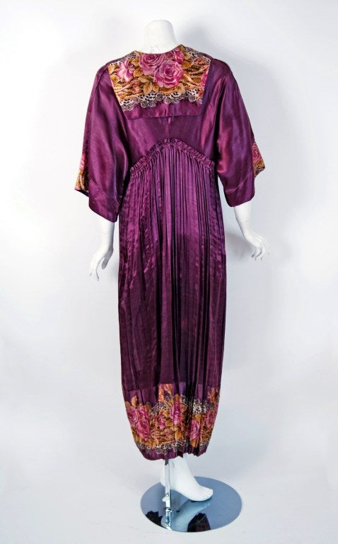 Women's 1910's Edwardian Purple-Roses Pleated Print Silk Art-Nouveau Boudoir Jacket 