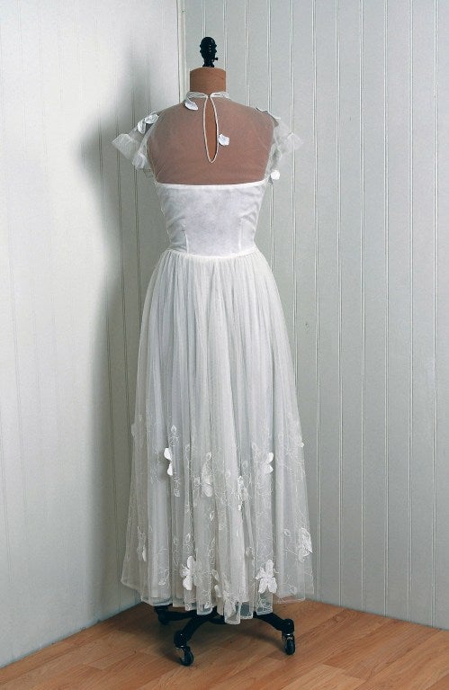 1930's Ethereal White Embroidered Net-Tulle Applique Sweetheart Illusion Dress 1