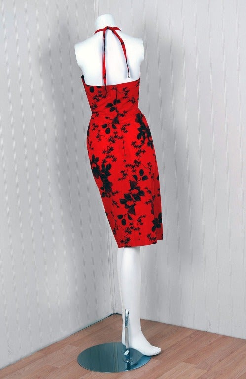 1950's Hoaloha Hawaiian Ruby-Red Tropical Floral Print Cotton Halter Wiggle Dress In Excellent Condition In Beverly Hills, CA