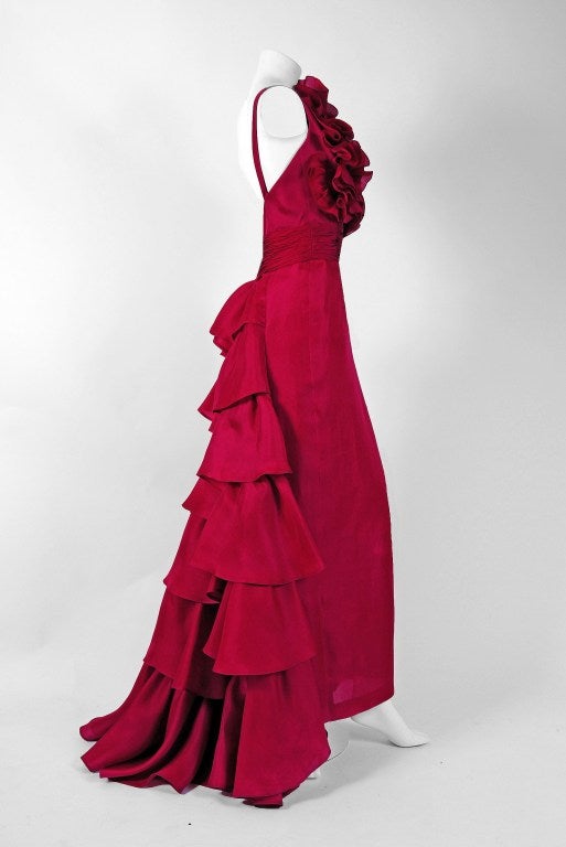 2010 Escada Couture Fuchsia-Pink Silk Origami Ruffle Trained Evening ...
