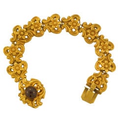 Victorian Cab-Garnet 15ct Gold Repousse Bracelet