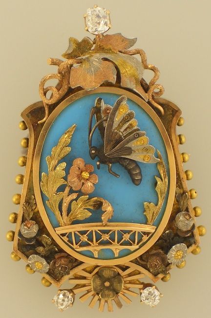 Victorian 3-Color Gold Vignette Brooch