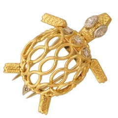 CARTIER French 18k Gold & Diamond Turtle Clip