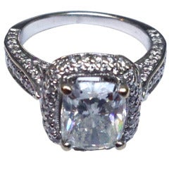 Exquisite Cushion Cut Diamond Engagement Ring