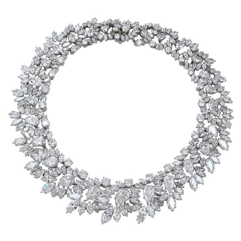 Highly Important HARRY WINSTON Diamond Wreath Platinum Necklace For Sale at  1stDibs | harry winston wreath price, harry winston diamond wreath necklace,  harry winston wreath necklace
