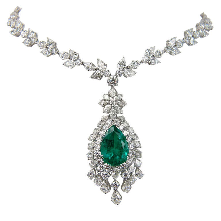 Emerald Diamond Platinum Necklace For Sale