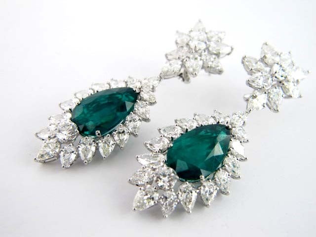 Colombian Emerald Diamond Platinum Earrings For Sale 1