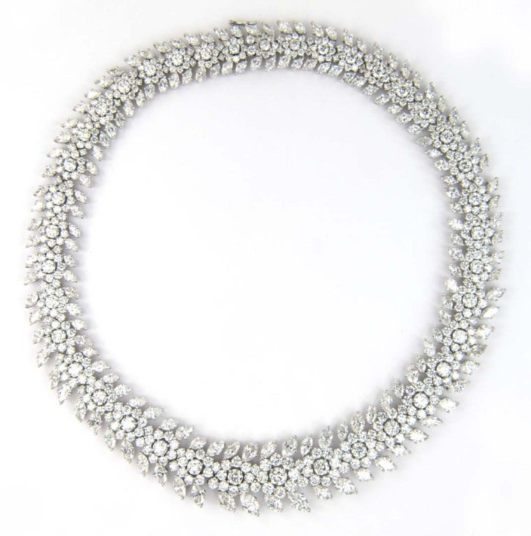 Women's Important Diamond Necklace 