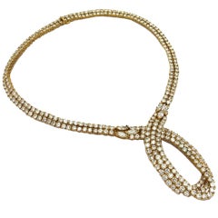 VAN CLEEF
ARPELS Diamond Gold Necklace VAN CLEEF
ARPELS Diamond Gold Necklace