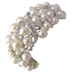 Exceptional Pearl, Platinum and Diamond Bracelet