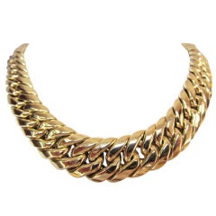 Exceptionally Chic! Large Gold Link Necklace