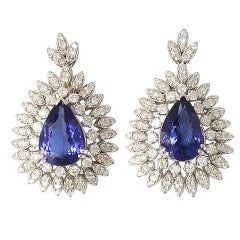 Splendid Pair of Diamond & Tanzanite Dangle Earrings