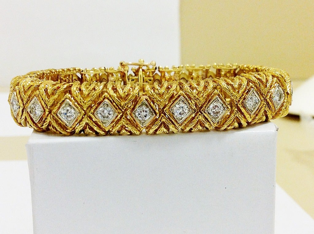 Elegant 1960's Gold & Diamond Articulated Bracelet