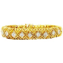 Vintage Elegant 1960's Gold & Diamond Articulated Bracelet