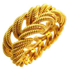 Elegant  bold 1960's "Spiral" Gold Bracelet