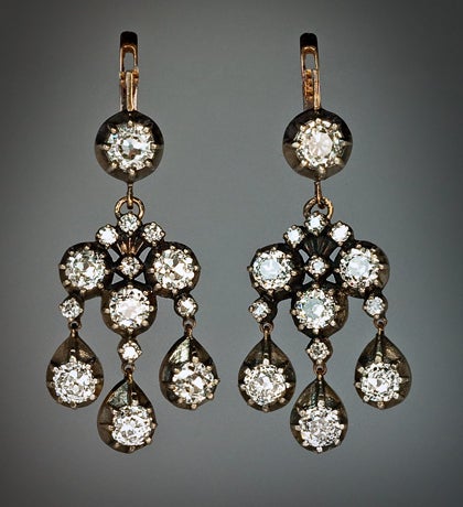 4.40 Carats Antique Style Girandole Diamond Earrings In Excellent Condition In Chicago, IL