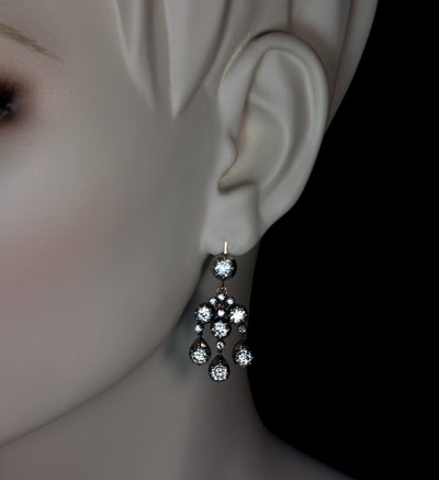 4.40 Carats Antique Style Girandole Diamond Earrings 2