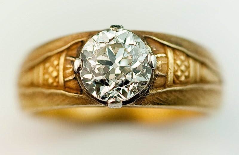 Antique Russian Solitaire Diamond Gold Men&#39;s Ring For Sale at 1stdibs