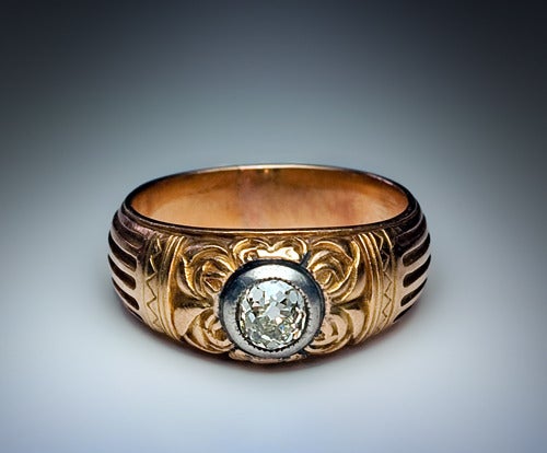 Antique Russian Diamond Solitaire Men's Ring In Good Condition In Chicago, IL