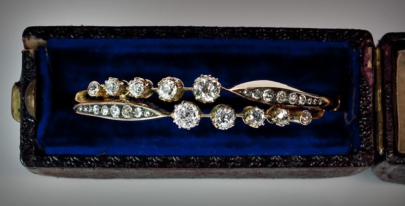 Elegant Belle Époque Russian Crossover Bangle 1