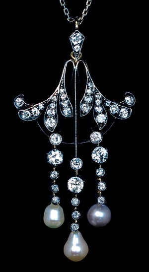 Art Nouveau Antique Diamond Pearl Necklace In Excellent Condition In Chicago, IL