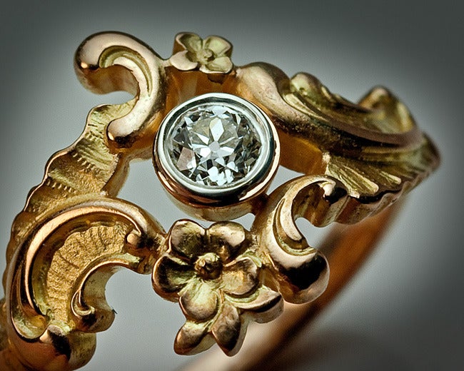 Women's Antique Neo-Rococo Diamond Gold Ring