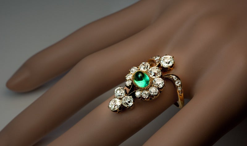 Women's Antique Russian Emerald Diamond Gold Ring