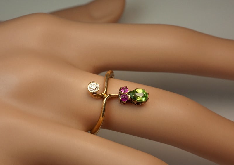 Women's Art Nouveau Gemstone Flower Ring
