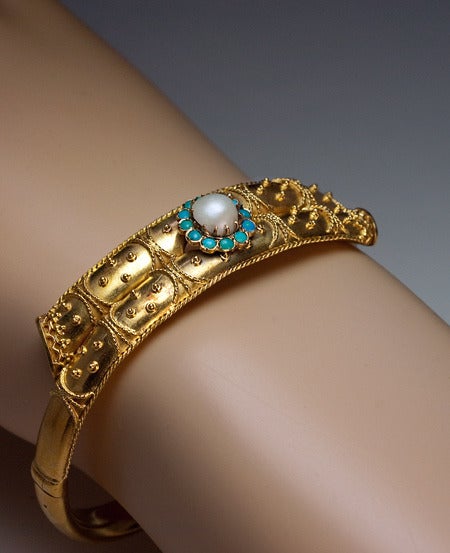 Victorian Antique Etruscan Revival Gold Bangle Bracelet