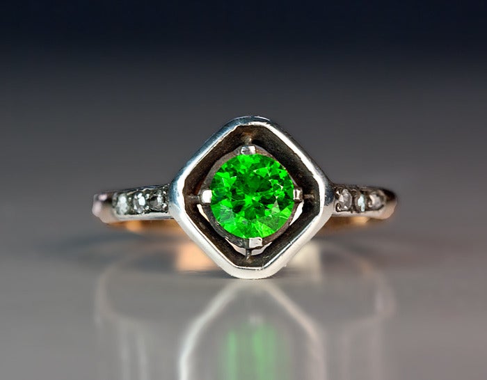 Art Deco Russian Demantoid Diamond Ring In Excellent Condition In Chicago, IL
