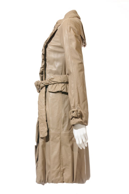 NWT Burberry Prorsum Ruched Leather Trench Coat with belt, snap fastenings closure, two flap fold pockets and belted cuffs.