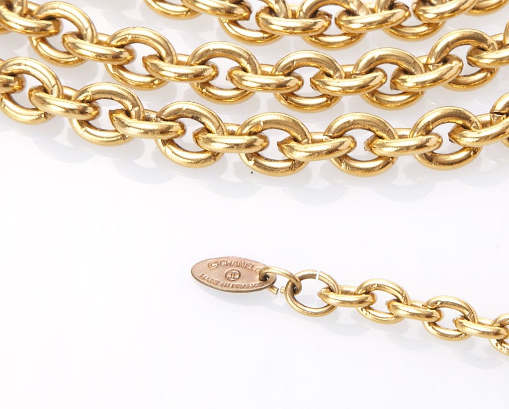 Chanel  Gold Tone Chain Link Belt In Excellent Condition In New York, NY