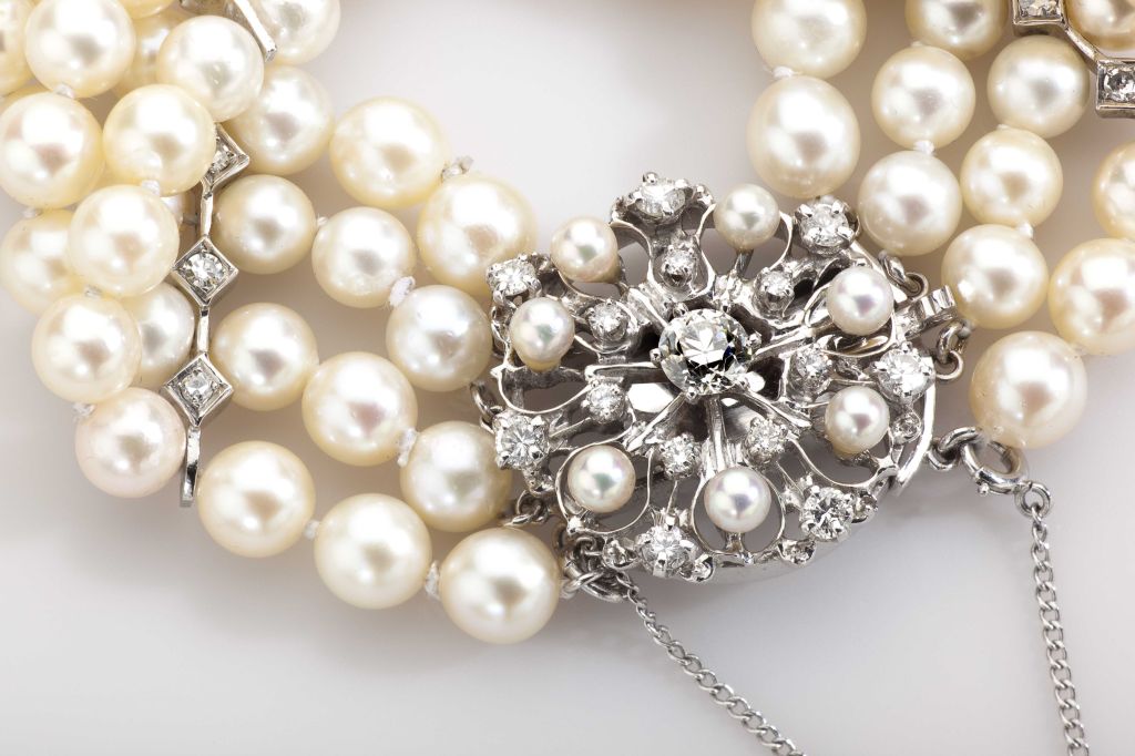 Women's Fine Cultured Pearl and Diamond Bracelet