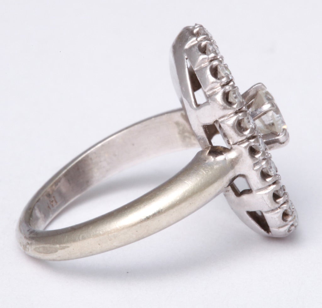Diamond Rays In A  Diamond Ring In Excellent Condition In Stamford, CT