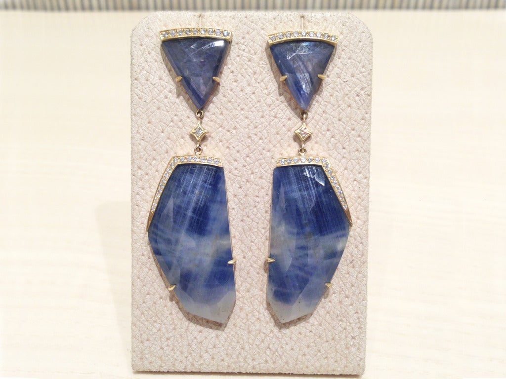 Artist Anahita One of a Kind Faceted Blue Sapphire Diamond Gold Dangle Drop Earrings