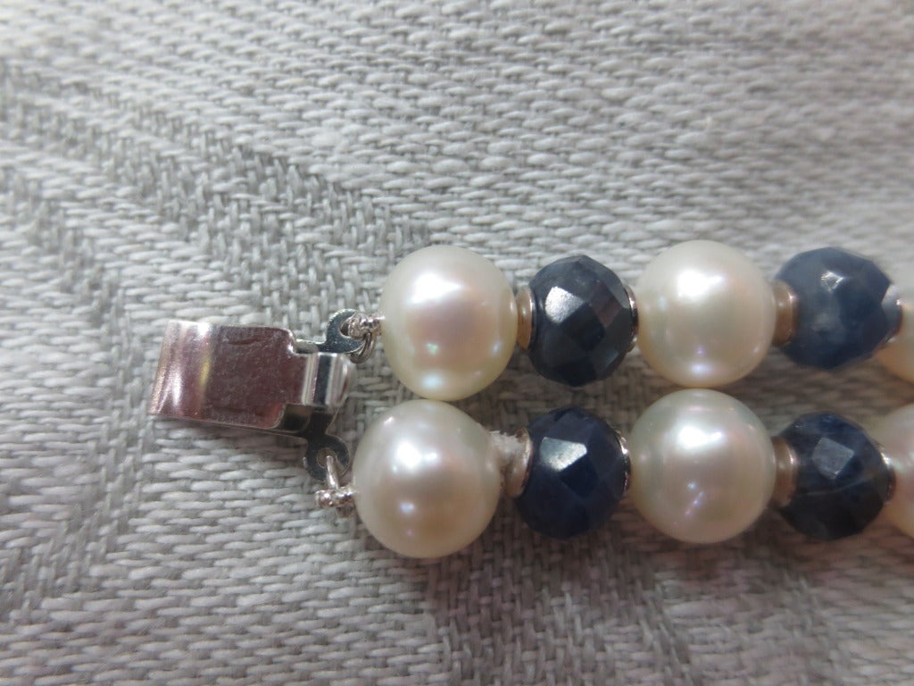 Pearl and Faceted Sapphire Bead Bracelet with 14 k White Gold Findings In New Condition In Los Angeles, CA