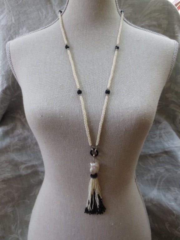 Contemporary Woven Pearl & Onyx Bead Rope Lariat Necklace w. Large Baroque Pearl & Tassel