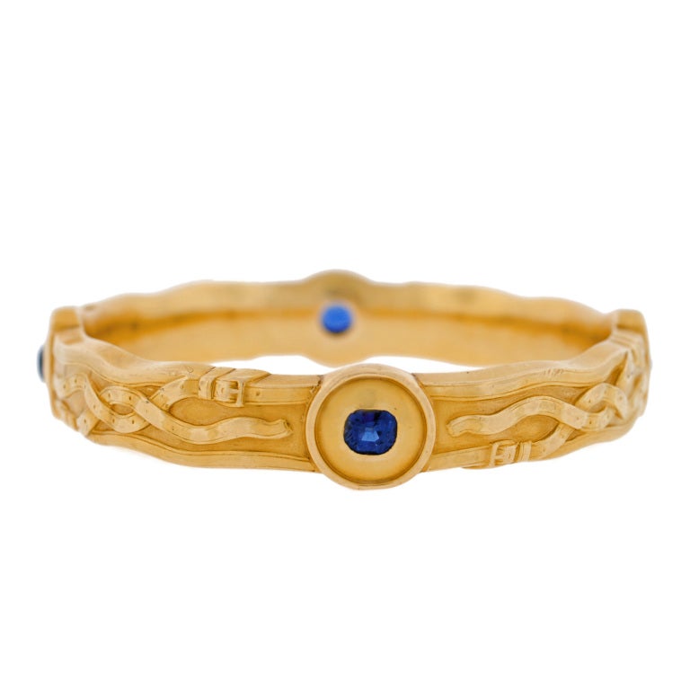 RIKER BROTHERS Art Nouveau Sapphire & Repousse Gold Bracelet 1