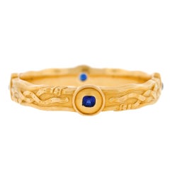 RIKER BROTHERS Art Nouveau Sapphire & Repousse Gold Bracelet