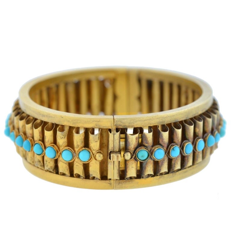 Victorian Persian Turquoise Fluted Gold Bangle Bracelet In Good Condition In Narberth, PA