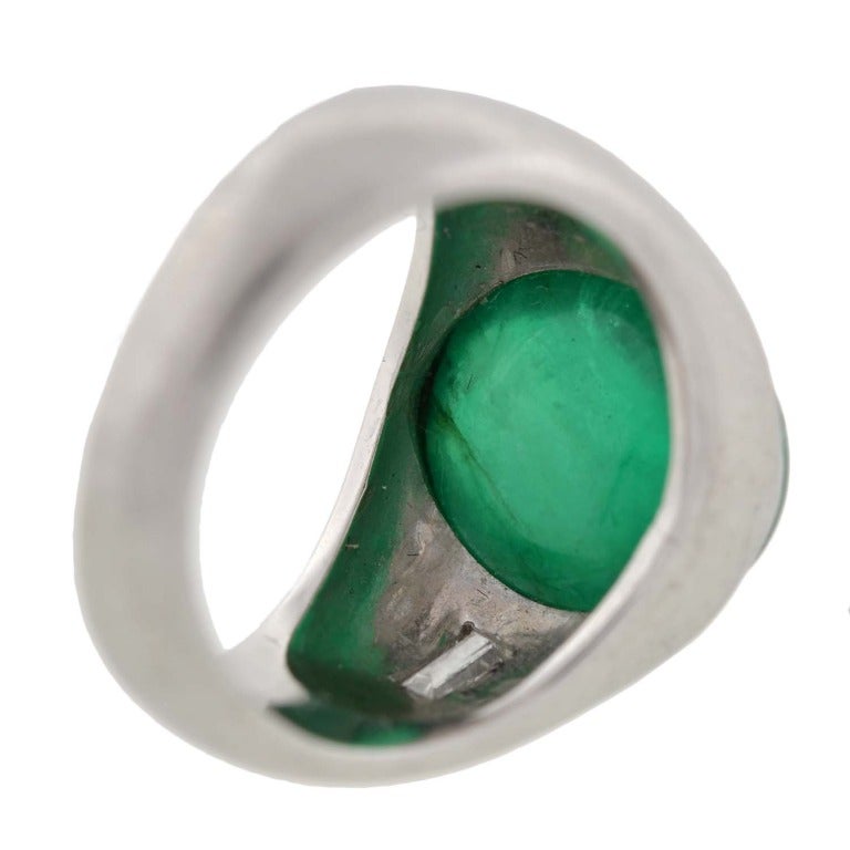 Retro 5.00 Carat Natural Emerald Cabochon and Diamond Ring 3